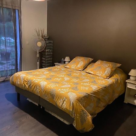 Bed and Breakfast La halte Bonnes  Exterior foto